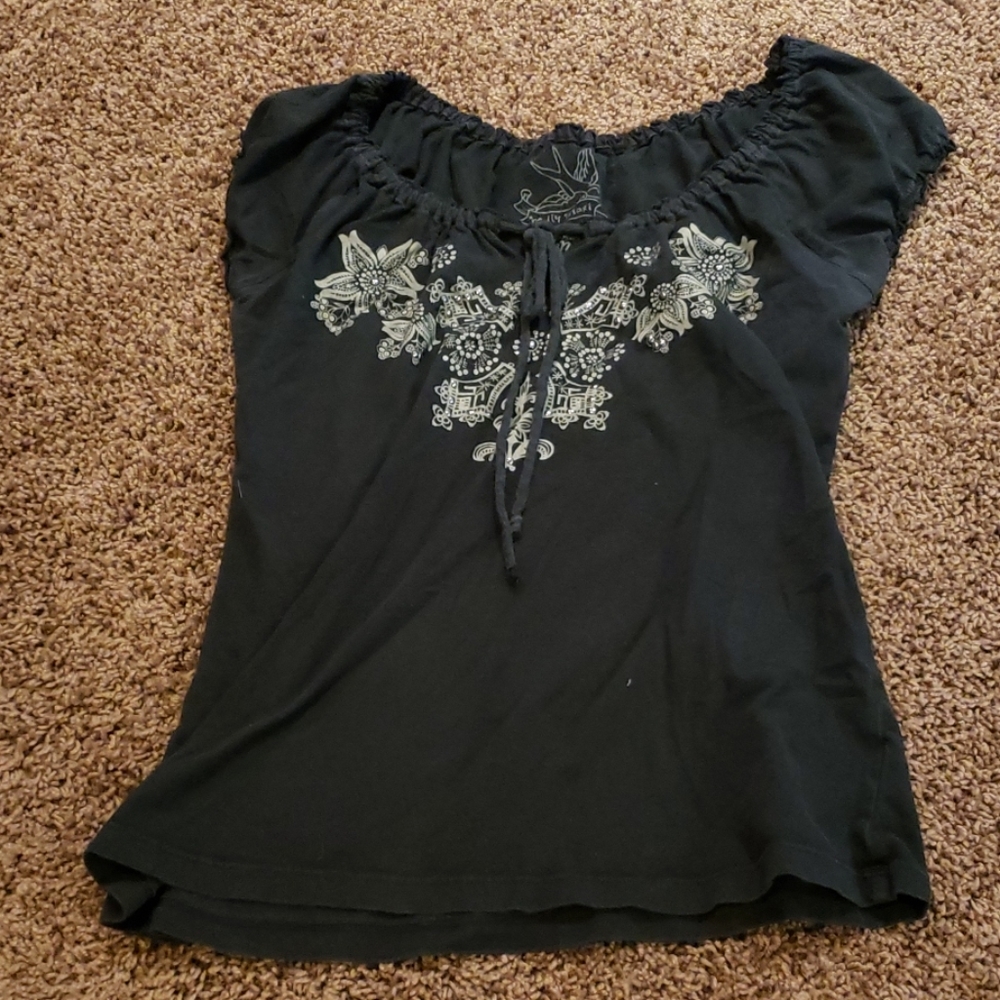Short sleeve shirt